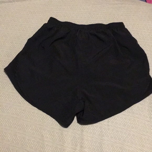 N/a - Picture 2 of 5